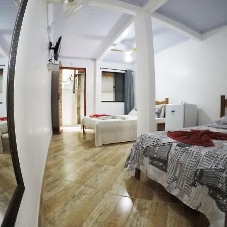 Suites Cantinho Da Pedra Abraão Exterior foto