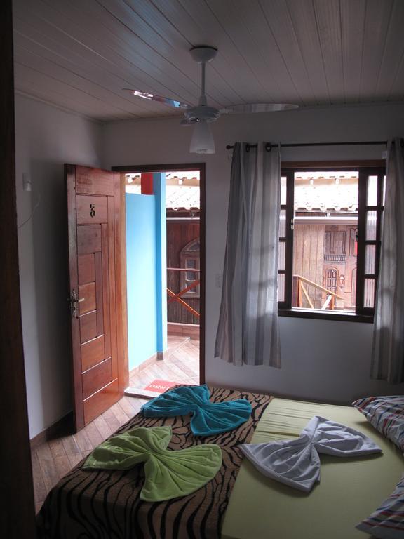 Suites Cantinho Da Pedra Abraão Cameră foto
