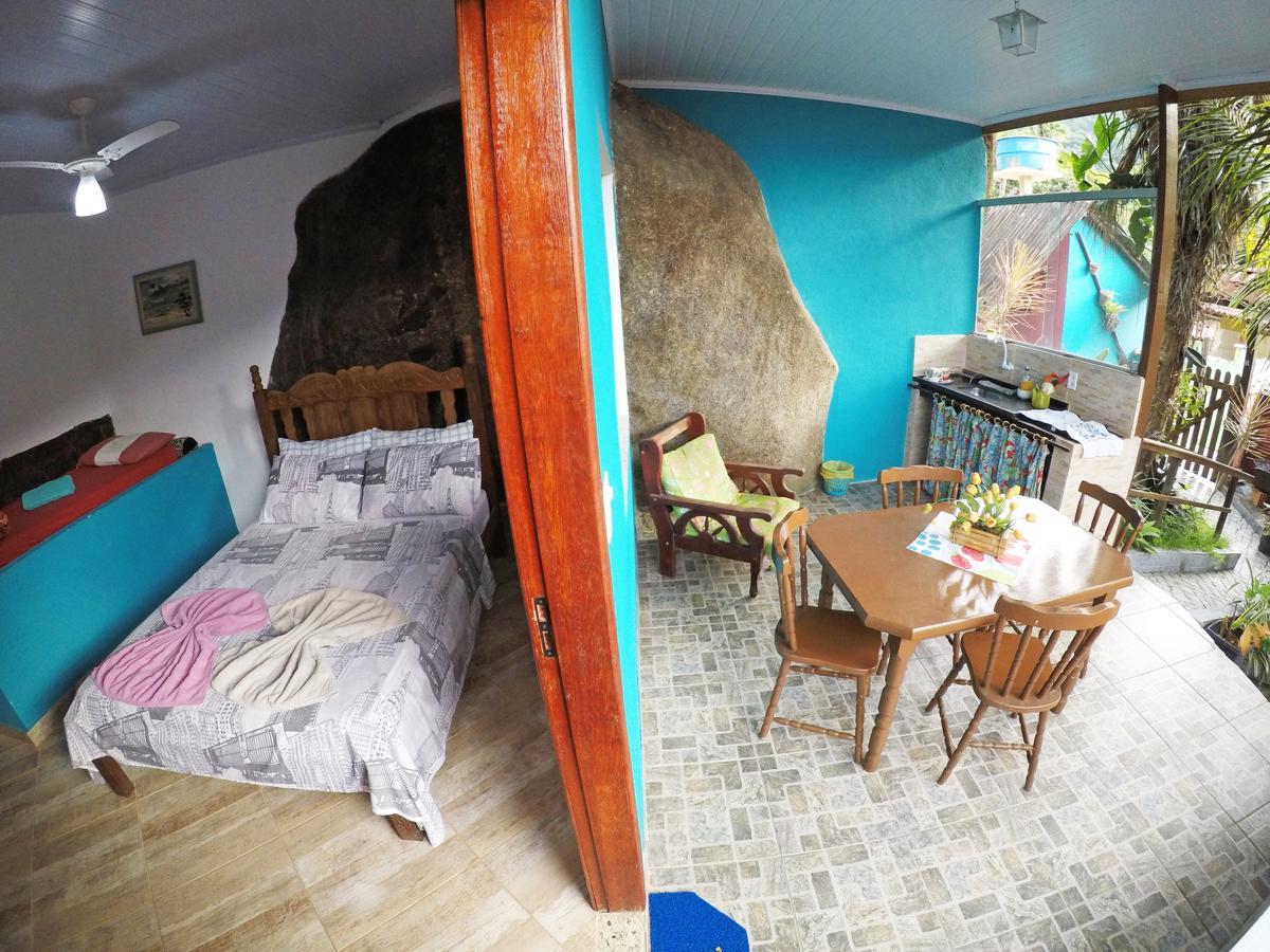 Suites Cantinho Da Pedra Abraão Exterior foto
